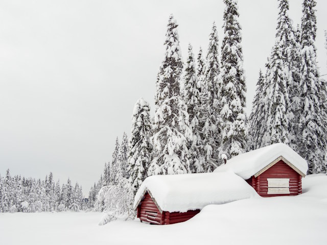 Winter hut — original photo